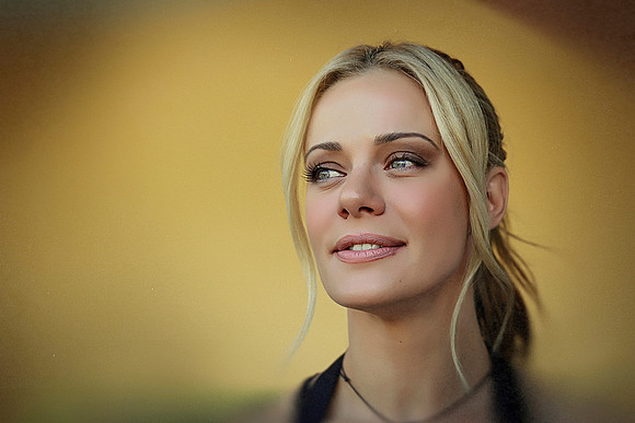 Zeta Makrypoulia, model & actress