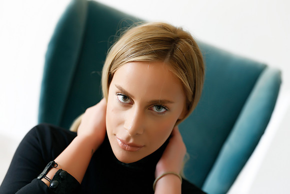 Gina Mamaki, international model