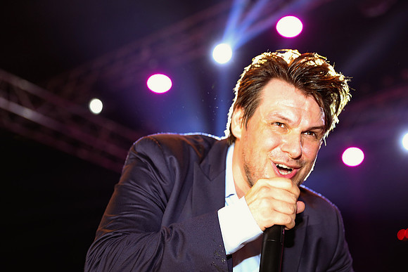 Panos Kiamos, singer